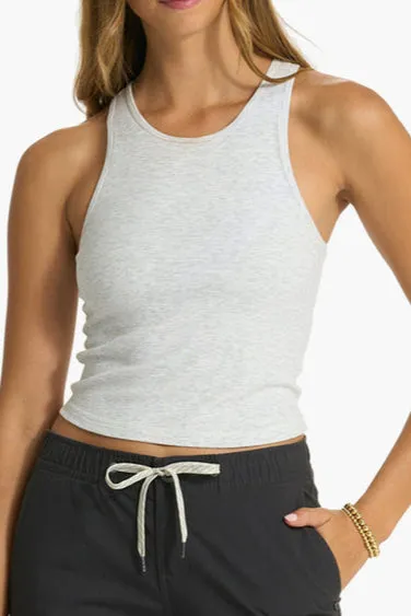 Pose Plyo Tank